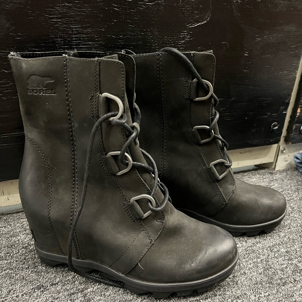 Sorel,boots , size 8